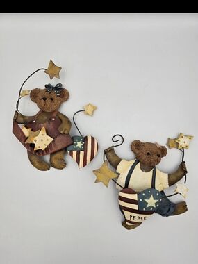 Rustic Brown Teddy Bear Wall Decor Set with Patriotic Hearts